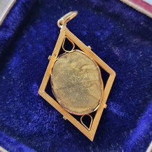 Load image into Gallery viewer, Victorian 15ct Gold Pietra Dura Flower Pendant back