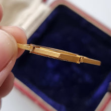 Load image into Gallery viewer, Victorian 15ct Gold Pietra Dura Flower Pendant side