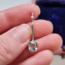 Load image into Gallery viewer, Vintage 18ct Gold & Platinum Aquamarine and Pearl Pendant in hand