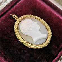 Load image into Gallery viewer, Victorian 15ct Gold Cameo Pendant