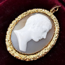 Load image into Gallery viewer, Victorian 15ct Gold Cameo Pendant