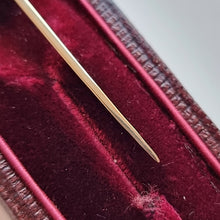 Load image into Gallery viewer, Victorian 15ct Gold Horseshoe Tie/Stick Pin end