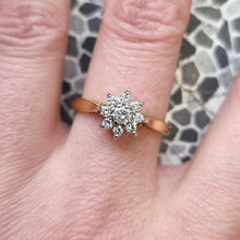Load image into Gallery viewer, Vintage 18ct Gold Diamond Cluster Ring, 0.25ct modelled