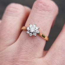 Load image into Gallery viewer, Vintage 18ct Gold Diamond Cluster Ring, 0.25ct modelled