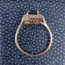 Load image into Gallery viewer, Vintage 18ct Gold Sapphire & Diamond Cluster Ring top