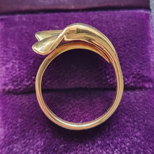 Load image into Gallery viewer, Vintage 18ct Gold Abstract Wave Ring side view