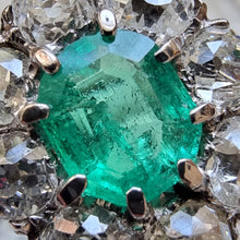 Load image into Gallery viewer, Vintage 18ct Gold Emerald & Diamond Cluster Ring, 2.00ct close-up