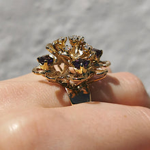 Load image into Gallery viewer, Vintage 18ct Gold Amethyst & Diamond Dress Ring