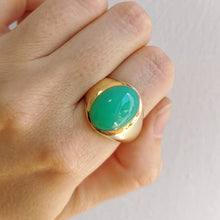 Load image into Gallery viewer, 9ct Gold Cabochon Jade Ring | Hallmarked London 2010