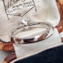 Load image into Gallery viewer, Platinum Diamond 1.00ct Ring with GIA Certificate rear view