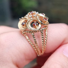 Load image into Gallery viewer, Vintage 14ct Gold Garnet & Pearl Statement Cluster Ring