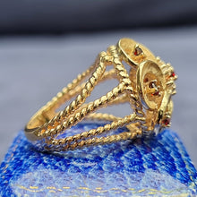 Load image into Gallery viewer, Vintage 14ct Gold Garnet & Pearl Statement Cluster Ring