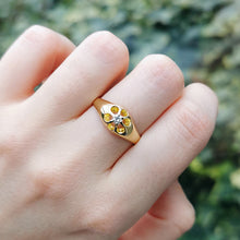 Load image into Gallery viewer, Edwardian 18ct Gold Solitaire Diamond Gypsy Ring