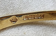 Load image into Gallery viewer, Vintage 18ct Gold Ruby & Diamond Three Stone Ring