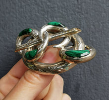Load image into Gallery viewer, Large Victorian Scottish Silver Malachite Knot Brooch