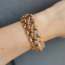 Load image into Gallery viewer, Vintage 18ct Gold Fleur-de-Lis Bracelet
