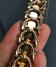 Load image into Gallery viewer, Vintage 18ct Gold Fleur-de-Lis Bracelet