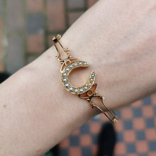 Load image into Gallery viewer, Victorian 15ct Gold Seed Pearl Horseshoe Bangle