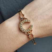 Load image into Gallery viewer, Victorian 15ct Gold Seed Pearl Horseshoe Bangle