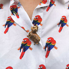 Load image into Gallery viewer, Vintage 18ct Gold Dog Brooch