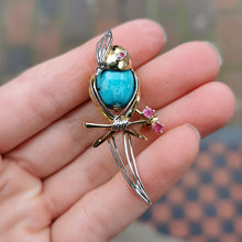 Load image into Gallery viewer, Vintage 14ct Gold Bird Brooch | Circa 1960