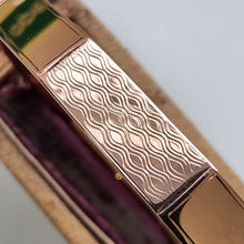 Load image into Gallery viewer, Art Deco 9ct Rose Gold Engine Turned Engraved Bangle detail of pattern
