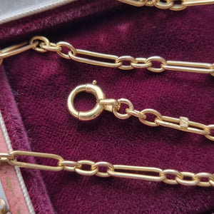 Antique 15ct Gold Long 80cm Neckchain in box, bolt ring clasp