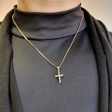 Load image into Gallery viewer, 18ct Yellow Gold Brilliant Cut Diamond Cross Pendant moelled with chain
