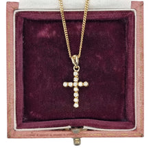 Load image into Gallery viewer, 18ct Yellow Gold Brilliant Cut Diamond Cross Pendant in box
