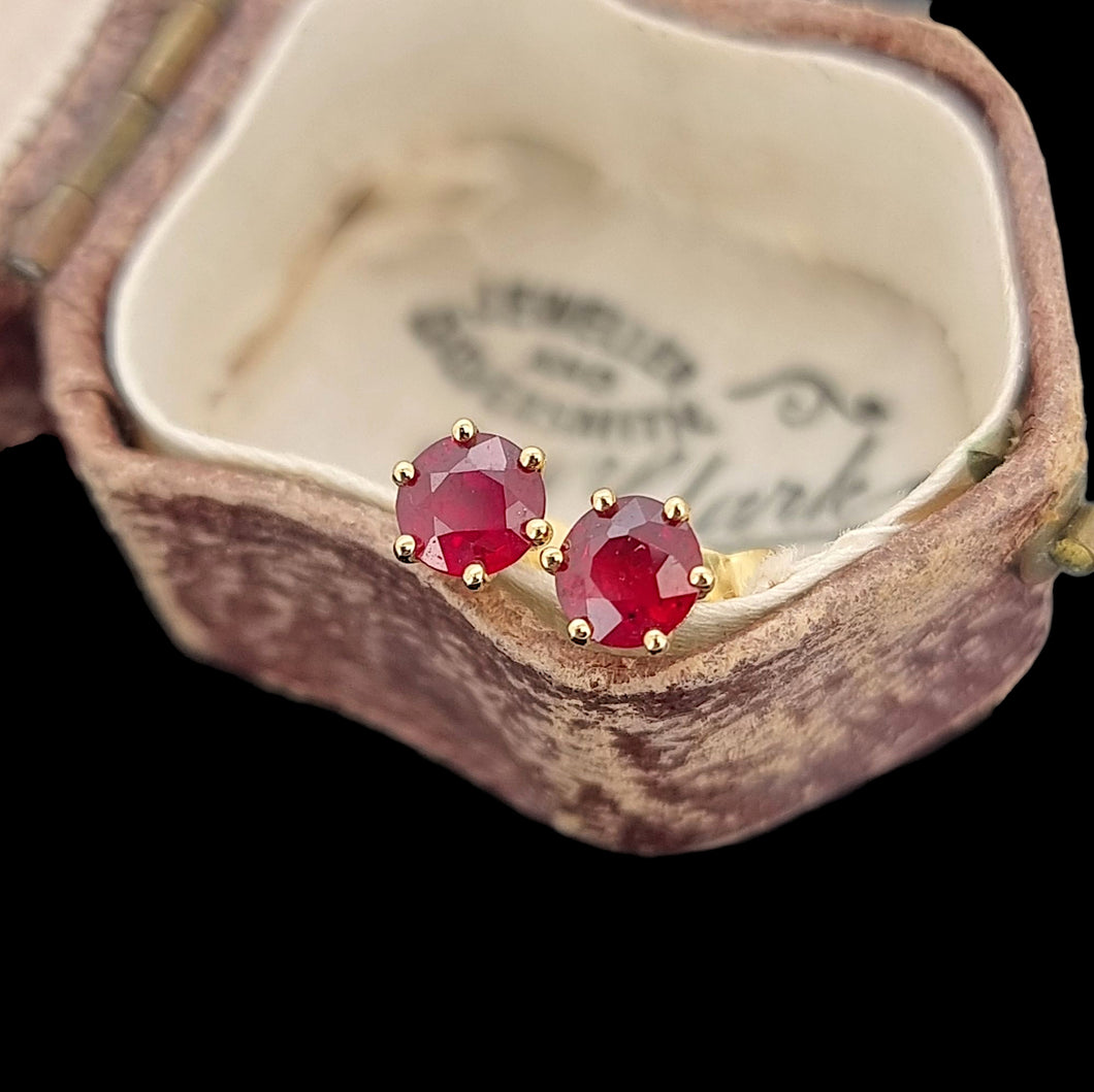 18ct Yellow Gold Ruby Solitaire Stud Earrings in an antique box