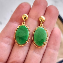 Load image into Gallery viewer, Vintage 14ct Yellow Gold Jade Drop Earrings in hand
