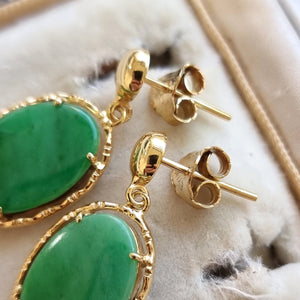 Vintage 14ct Yellow Gold Jade Drop Earrings close-up