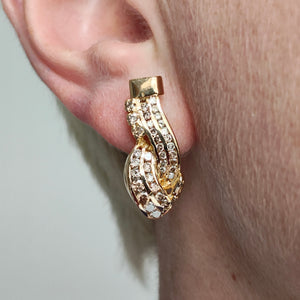18ct Yellow Gold Brilliant and Baguette Cut Diamond Drop Earrings