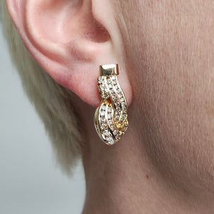 18ct Yellow Gold Brilliant and Baguette Cut Diamond Drop Earrings