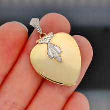 Load image into Gallery viewer, Vintage 9ct Yellow Gold and Palladium Heart Shaped Locket
