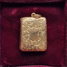 Load image into Gallery viewer, Antique 9ct Gold Cushion Shaped Locket, Hallmarked Birmingham 1914 front
