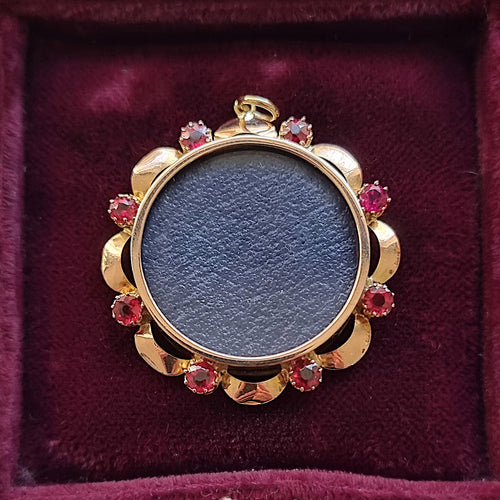 Vintage 9ct Gold Ruby Open Faced Locket in box