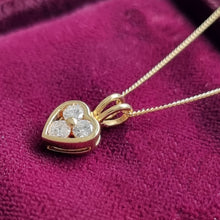 Load image into Gallery viewer, Vintage 18ct Gold Diamond Heart Pendant with Chain, 0.30ct side
