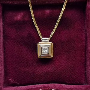 18ct Yellow & White Gold Princess Cut Diamond Pendant, 0.25ct in box