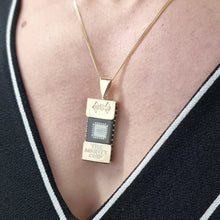 Load image into Gallery viewer, Vintage 9ct Gold &quot;The Mighty Chip&quot; Computer Chip Pendant modelled with chain
