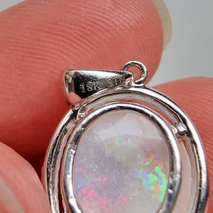 18ct White Gold Opal and Diamond Cluster Pendant stamp