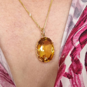 Antique 15ct Yellow Gold Citrine Pendant modelled with chain