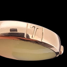 Load image into Gallery viewer, Vintage 9ct Rose Gold Mother of Pearl and Agate Swivel Pendant
