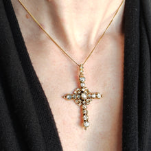 Load image into Gallery viewer, Antique 18ct Yellow Gold Rose Cut Diamond Cross Pendant
