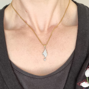 Vintage 18ct Yellow & White Gold Brilliant Cut Diamond Drop Pendant modelled with chain