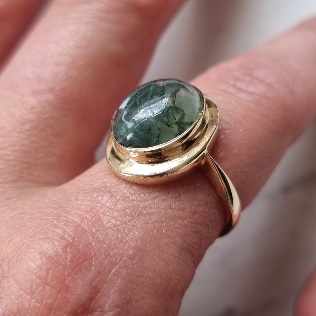 Vintage 9ct Yellow Gold Moss Agate Solitaire Ring