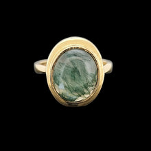 Load image into Gallery viewer, Vintage 9ct Yellow Gold Moss Agate Solitaire Ring
