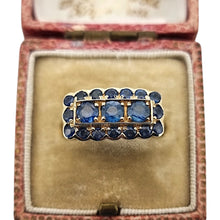 Load image into Gallery viewer, Vintage 9ct Yellow Gold Sapphire Fancy Cluster Ring
