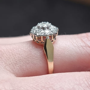 Vintage 18ct Gold Diamond Cluster Ring