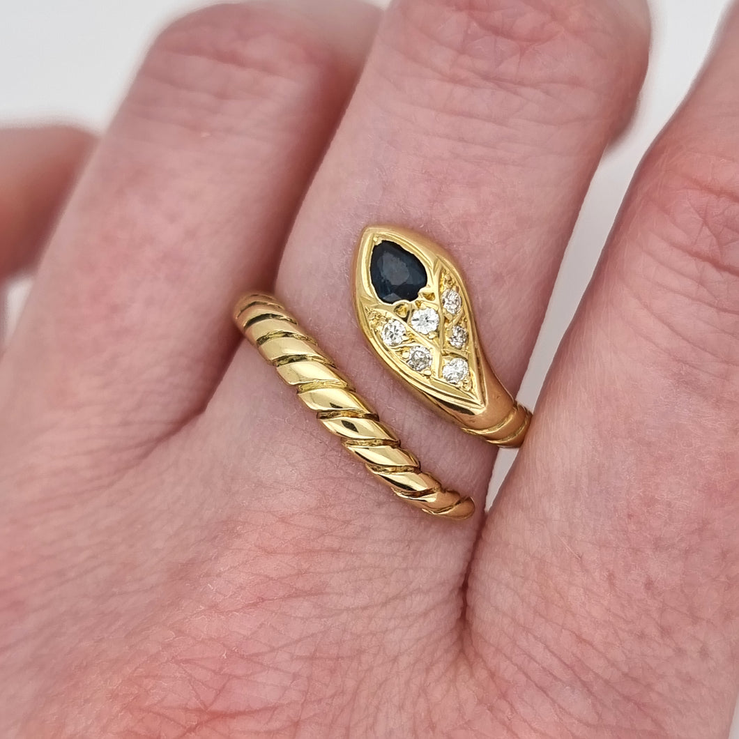 Vintage 18ct Yellow Gold Sapphire and Diamond Snake Ring modelled